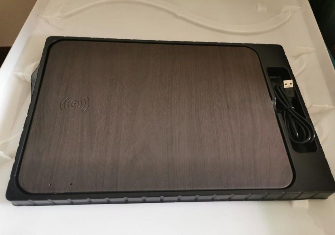 Taurus MP-01 Wireless Charging Mouse Pad465862457285027841