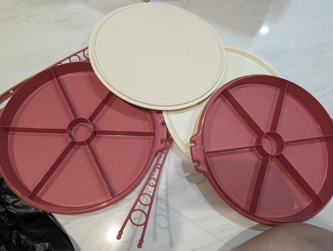Tupperware storage493178085389772802
