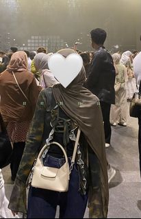 (Category: ) located in . Submitted by fatihahr21 (Listing ID 1434497920, Image 1). Description: .