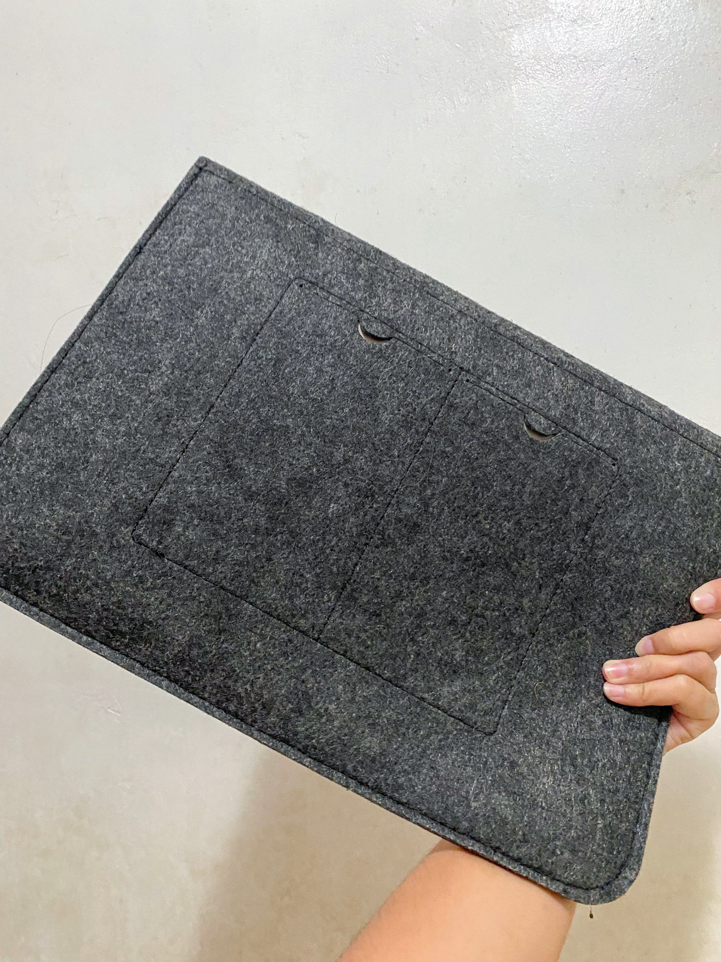 Wool Laptop Sleeve (For 14in laptop) (Category: Laptop Bags & Sleeves) located in Manila. Submitted by passmystyle (Listing ID 1434457968, Image 3). Description: •Perfect for my 13.6 laptop but can fit up to 14in .