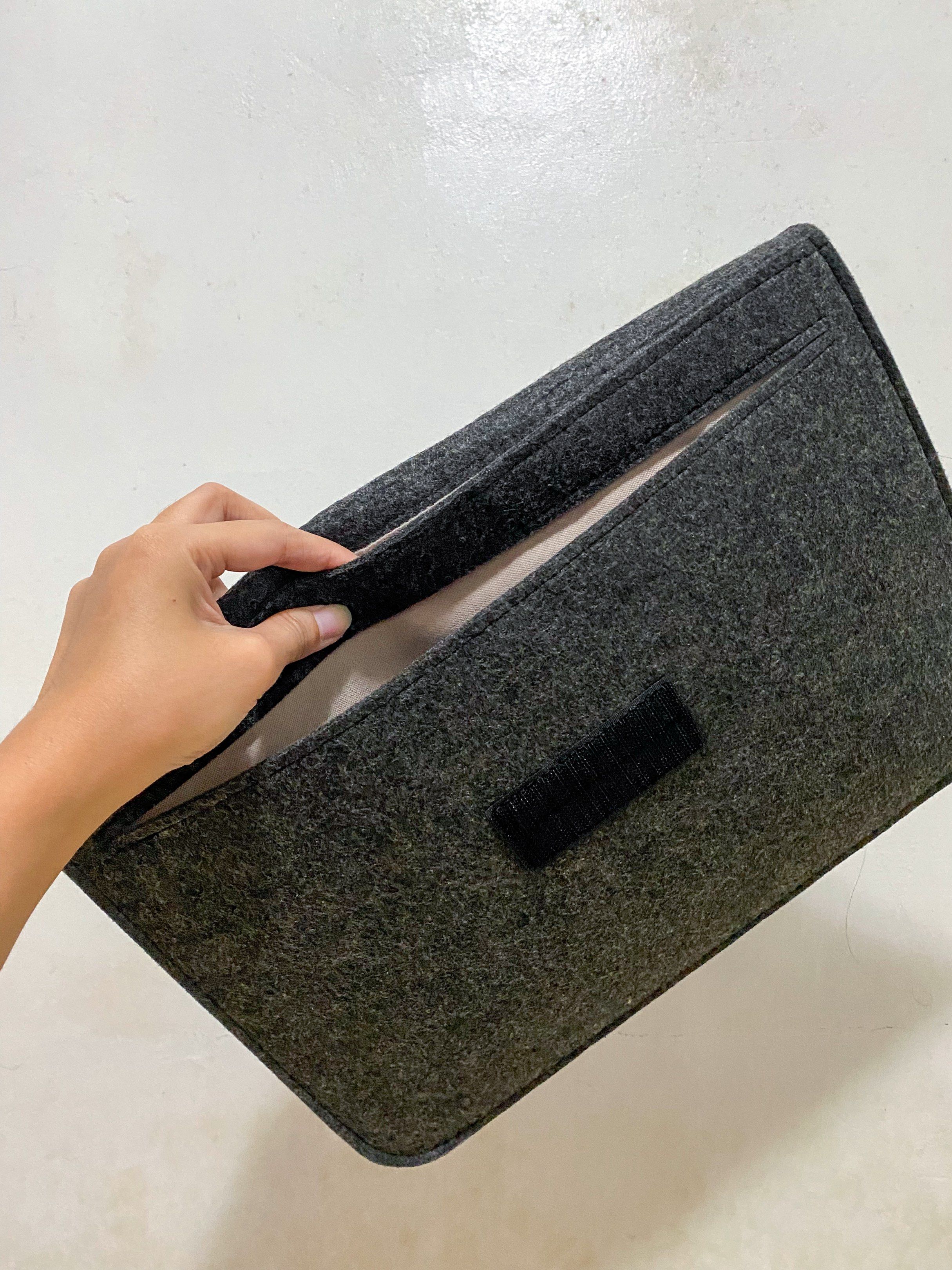Wool Laptop Sleeve (For 14in laptop) (Category: Laptop Bags & Sleeves) located in Manila. Submitted by passmystyle (Listing ID 1434457968, Image 2). Description: •Perfect for my 13.6 laptop but can fit up to 14in .