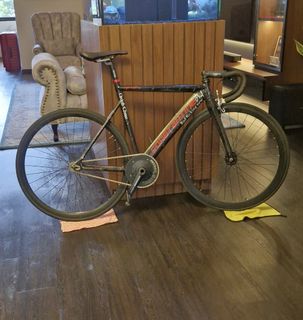 (Category: ) located in . Submitted by yuraveragecyclist (Listing ID 1434475914, Image 1). Description: .