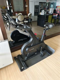 (Category: ) located in . Submitted by yuengm87 (Listing ID 1434529531, Image 1). Description: .
