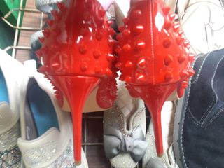 （分類：）位於 。 由 superhighheel 提交（商品編號 1434708403，圖片 1）。簡介： 。