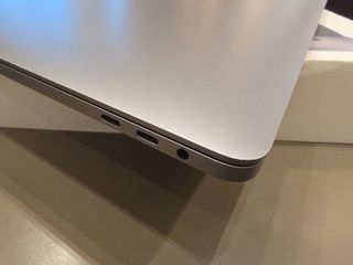 2019 Model Apple MacBook Pro (16-inch, 2019), 2.3GHz i9, 64GB RAM, 512GB SSD, Radeon Pro 5300M with 4GB VRAM, Battery Cycle Count 254, macOS 26.1