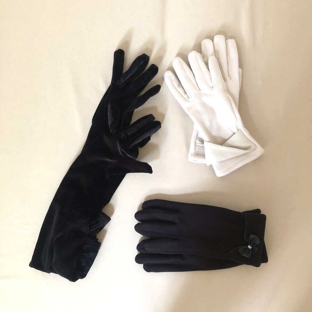 3 pairs of gloves (Category: Gloves) located in San Fernando. Submitted by 100perscent (Listing ID 1434757729, Image 1). Description: .