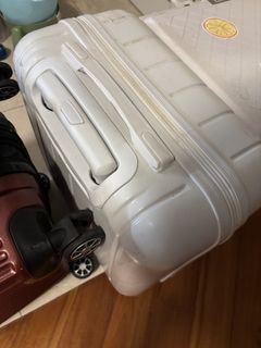 （分類：）位於 。 由 phoneprobros 提交（商品編號 1434748902，圖片 1）。簡介： 。