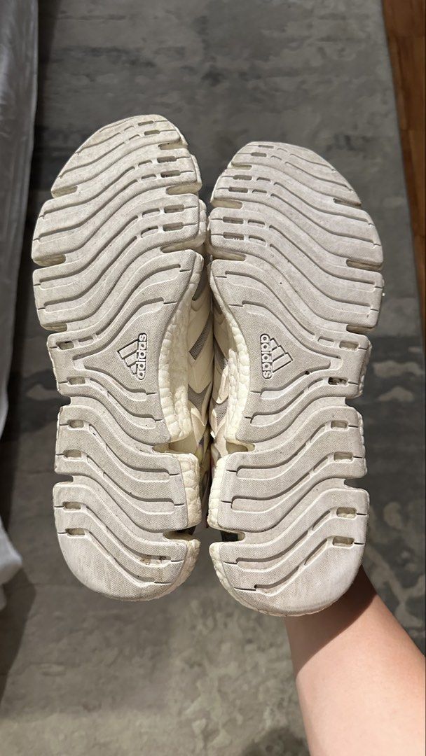 Adidas ClimaCool Vento Boost Floral Shoes (Category: Sneakers) located in Quezon City. Submitted by donbcro (Listing ID 1434761200, Image 3). Description: - Adidas Climacool sneakers - Cream-colored upper - Colorful laces - Patterned interior - Ribbed soles with Adidas logo - Signs of wear on sole .