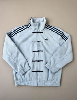(Category: ) located in . Submitted by thrift.tism (Listing ID 1434747620, Image 1). Description: .