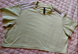(Category: ) located in . Submitted by q_preloved_items (Listing ID 1434684732, Image 1). Description: .
