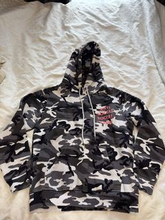(Category: ) located in . Submitted by ccwear (Listing ID 1434706337, Image 1). Description: .