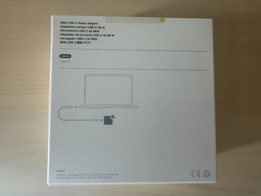 Apple 96W USB-C Power Adapter441425318118041600