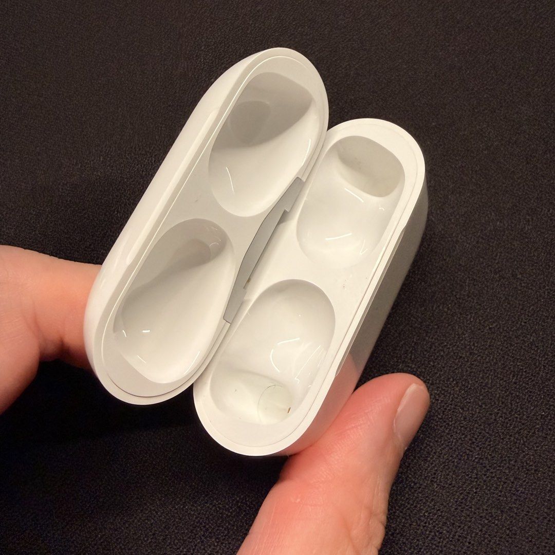 Apple AirPods Pro 2nd Generation439436145318307843