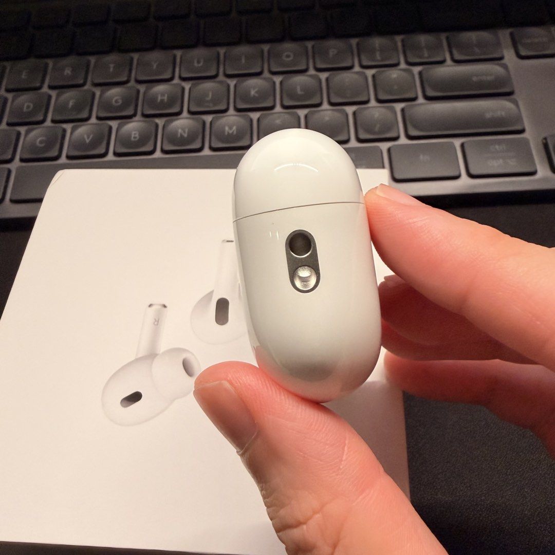Apple AirPods Pro 2nd Generation439436145318307846