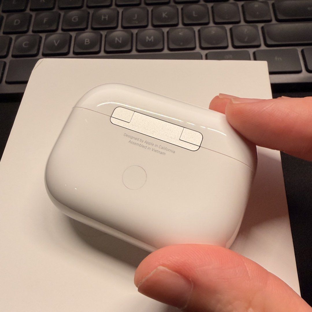 Apple AirPods Pro 2nd Generation439436145318307847