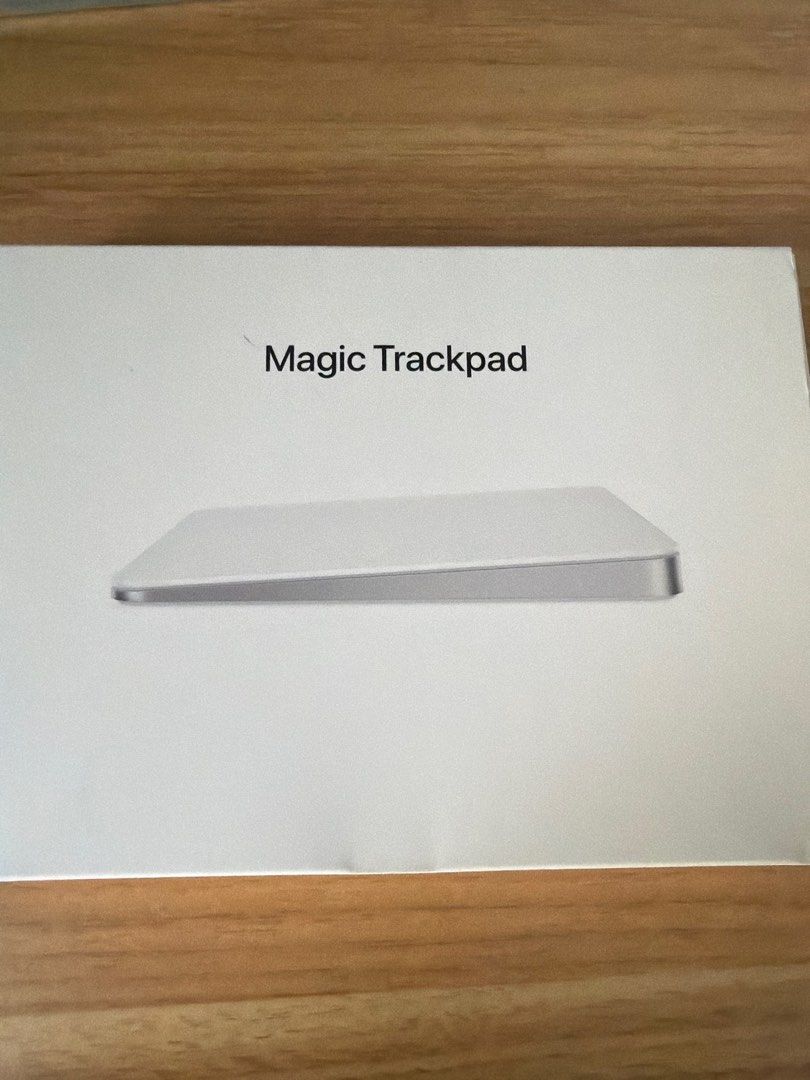 Apple Magic Trackpad - White usb c to usb c439671610074081280