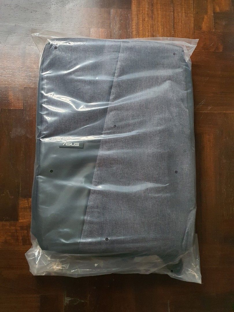 ASUS Laptop Backpack - Brand New439439911666984960