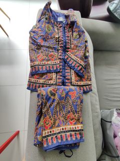 (Category: ) located in . Submitted by dress4five (Listing ID 1434688367, Image 1). Description: .
