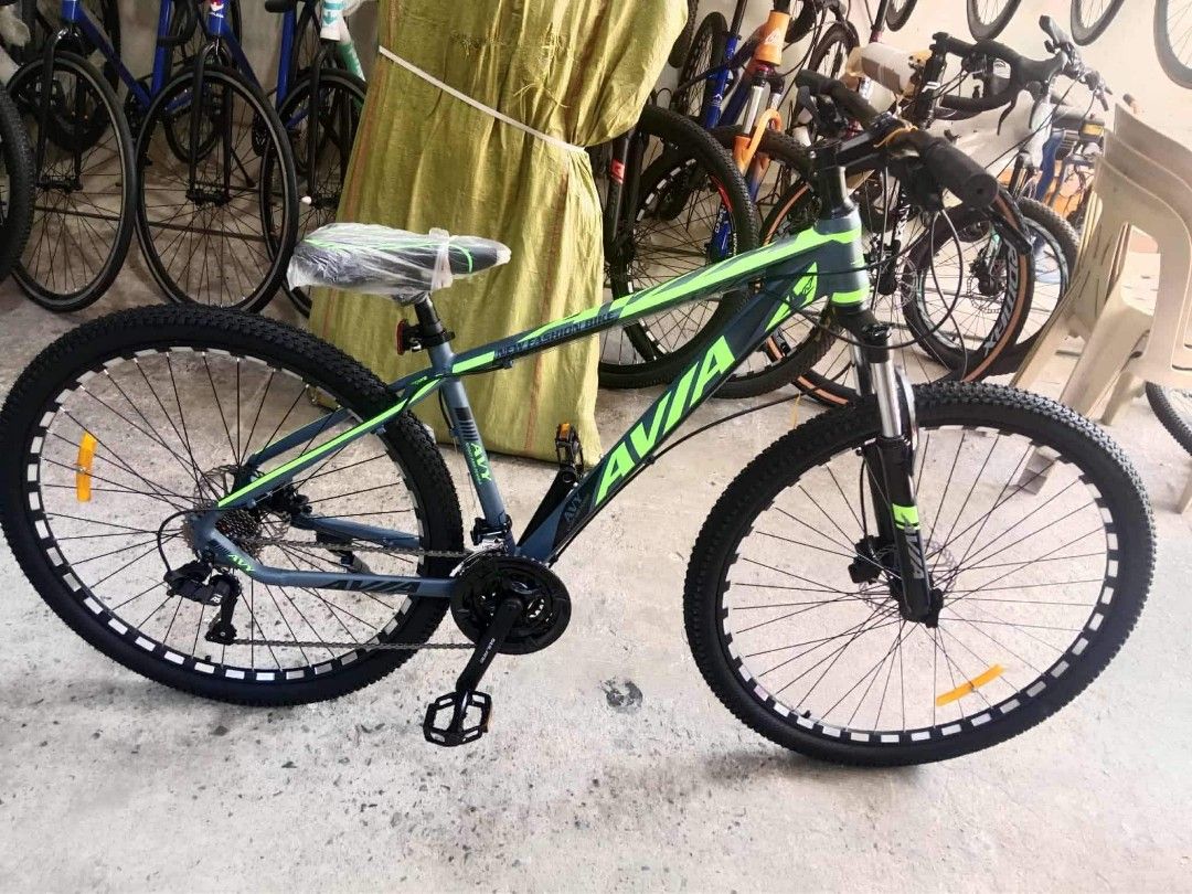 AVIA STORM 29ER MTB HYDRAULIC BRAKES (Category: Bicycles) located in Marikina City. Submitted by gemma_00 (Listing ID 1434708341, Image 1). Description: NAGBABALIK NA PINAKAMURANG HYDRAULIC 29ER MTB 😍👌 👉AVIA STORM 29ER MTB HYDRAULIC BRAKES ✔️FREE ASSEMBLE 💥SALE PRICE▪️ 6,999 ONLY👌 AVAILABLE COLORS ✔️Gray green ✔️Gray orange SPECS: ✅3X9 - 27 SPEED ✅Frame: ALLOY ✅LOCK IN/OUT SUSPENSION FORK ✅RSX HYDRAULIC BRAKE ✅L-TWOO A5 SHIFTER ✅L-TWOO A5 BR