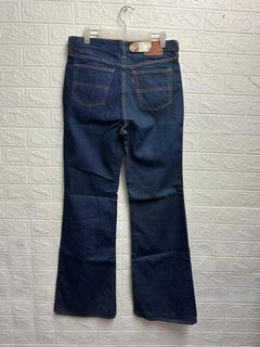 (Category: ) located in . Submitted by vintageclothes02 (Listing ID 1434719584, Image 1). Description: .