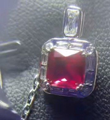 burmese ruby set passed diamond tester PT950 (Category: Earrings) located in Angeles City. Submitted by aaajaaaded (Listing ID 1434788841, Image 3). Description: PAYMENT FIRST VIA G PLUS SF FIRM PRICE PASS TO LOW BALLERS NO TO TIME WASTERS PLS DM IF SURE ON BUYING SELLING AS POSTED KINDLY READ🥰 NO RETURN NO EXCHANGE HK SOURCED.