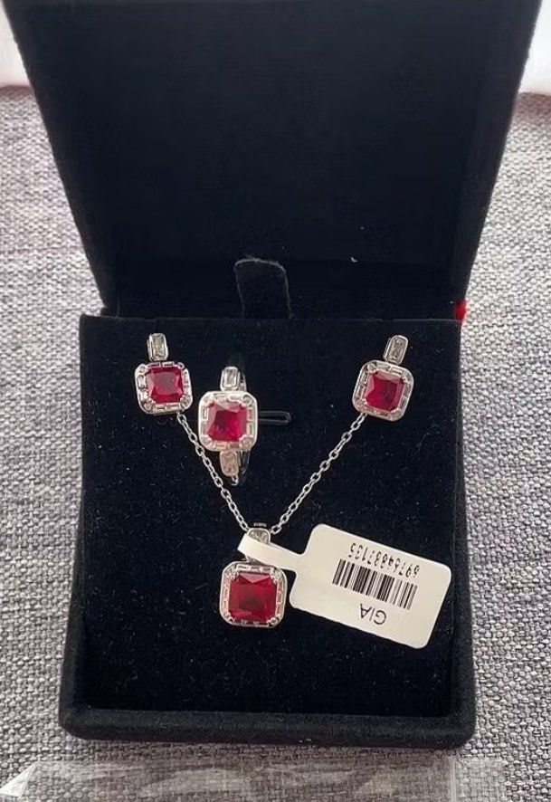 burmese ruby set passed diamond tester PT950 (Category: Earrings) located in Angeles City. Submitted by aaajaaaded (Listing ID 1434788841, Image 2). Description: PAYMENT FIRST VIA G PLUS SF FIRM PRICE PASS TO LOW BALLERS NO TO TIME WASTERS PLS DM IF SURE ON BUYING SELLING AS POSTED KINDLY READ🥰 NO RETURN NO EXCHANGE HK SOURCED.