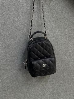 (Category: ) located in . Submitted by neverfull_luxury_sg (Listing ID 1434666719, Image 1). Description: .