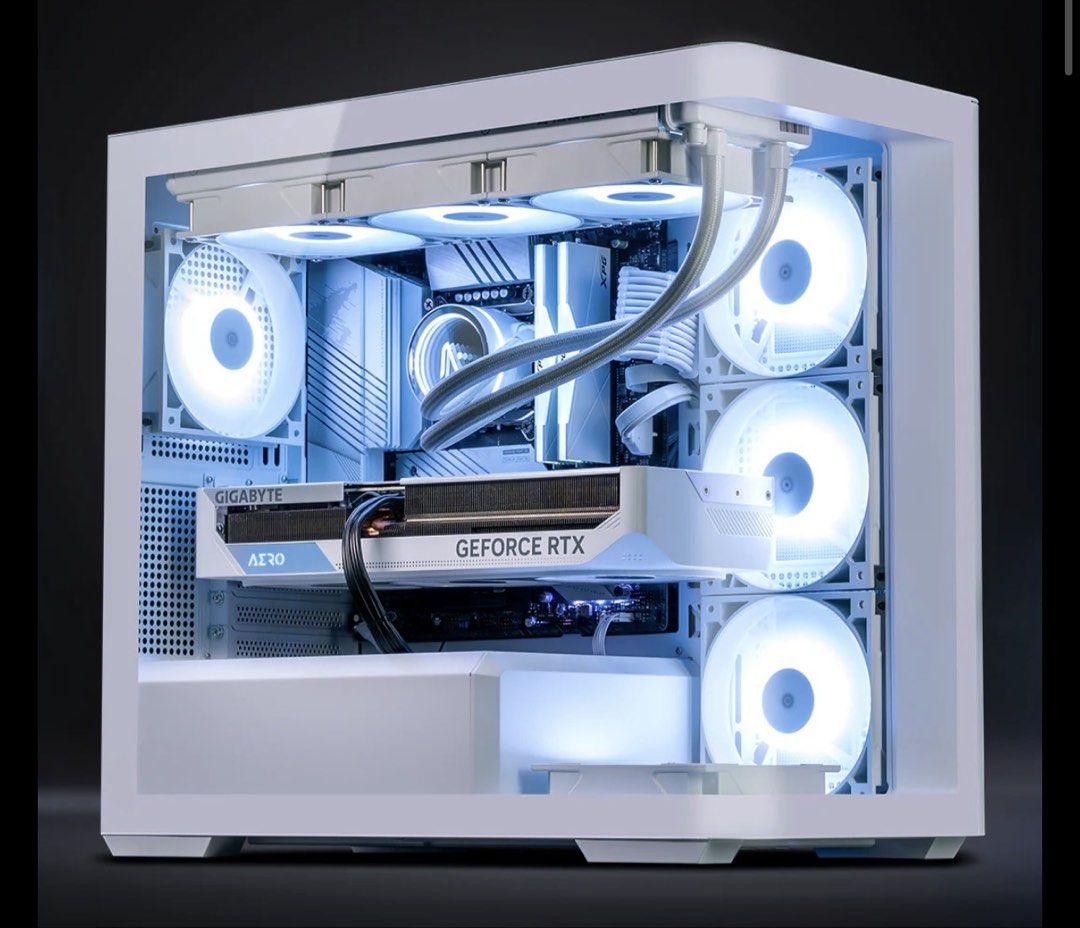 Custom White Gaming PC with RTX Graphics Card439428741900554240
