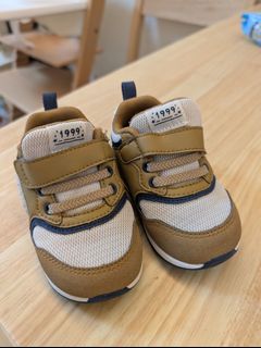 （分類：）位於 。 由 micyzz 提交（商品編號 1434777133，圖片 1）。簡介： 。