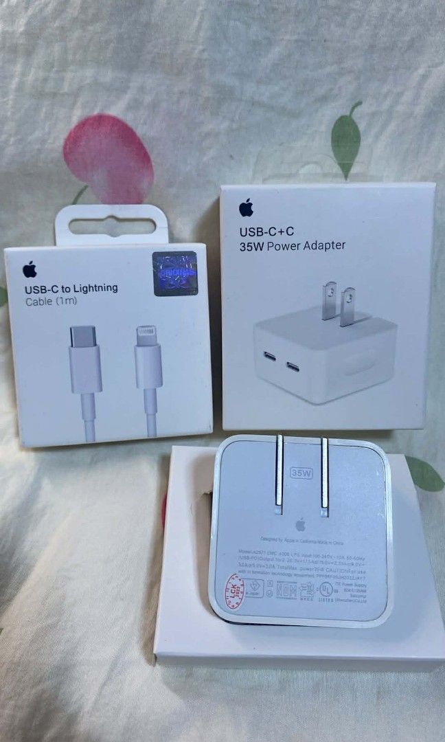 Dual usb-c adapter with type c to lightning cable (Category: Chargers & Cables) located in Manila. Submitted by pricious (Listing ID 1434714019, Image 1). Description: .