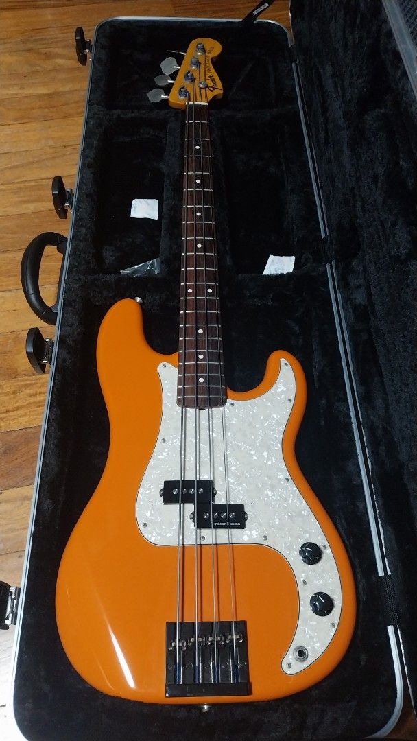 Fender Precision Bass (Category: Musical Instruments) located in Pasig City. Submitted by gunmetalgrey31 (Listing ID 1434732513, Image 2). Description: Fender 70s Re-Issue Precision Bass -Crafted in Japan -Hipshot Kickass bridge and Seymour Duncan Quarter Pound pickups installed -Includes hardcase 70K Item is in Pasig, Metro Manila .