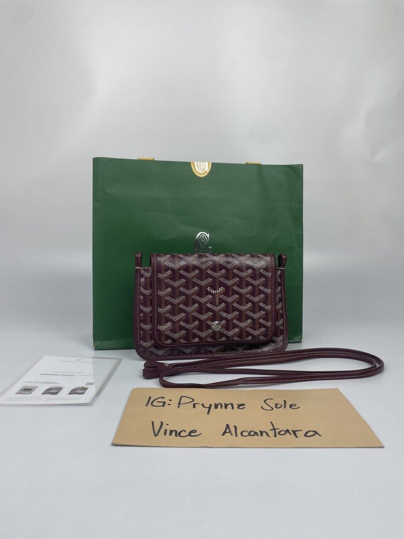 Goyard Plumet Pouch Bordeaux (Category: Luxury Bags & Wallets) located in Las Pinas. Submitted by vinalcantara (Listing ID 1434682010, Image 1). Description: For Steal / Trade !! Goyard Plumet Pouch Bordeaux Like new / complete with certificate of authenticity Php 75,000 Will send detailed pics upon request ✔️ ✅ Terms/Layaway 📍 Loc/Meet ups: Las Piñas 💸 BDO or Gcash 🚚 Lalamove/LBC ✔️ Unli vouch and legit check @Prynne_sole on IG! Dm to purchas