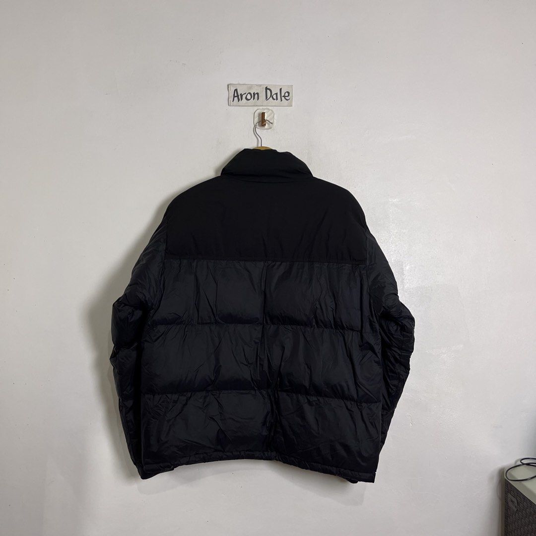 GU JAPAN HEAT PADDED STAND (Category: Coats, Jackets and Outerwear) located in Minalin. Submitted by winterjacket.ph (Listing ID 1434800903, Image 2). Description: GU JAPAN HEAT PADDED STAND Width 24 Length 26 Medium on Tag Can fit to Large Good as new 1450 + SF.
