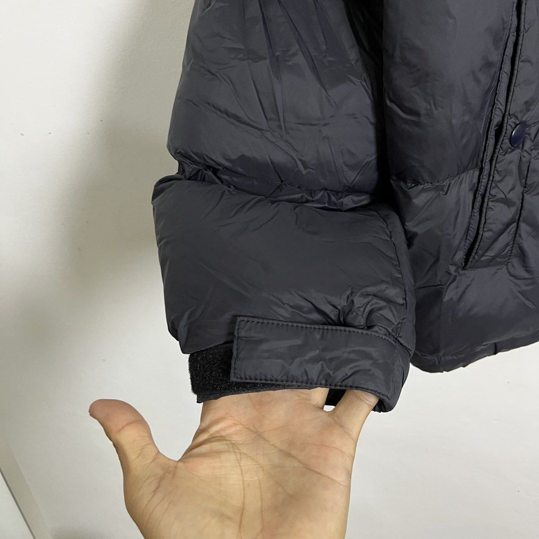 GU JAPAN HEAT PADDED STAND (Category: Coats, Jackets and Outerwear) located in Minalin. Submitted by winterjacket.ph (Listing ID 1434800903, Image 3). Description: GU JAPAN HEAT PADDED STAND Width 24 Length 26 Medium on Tag Can fit to Large Good as new 1450 + SF.
