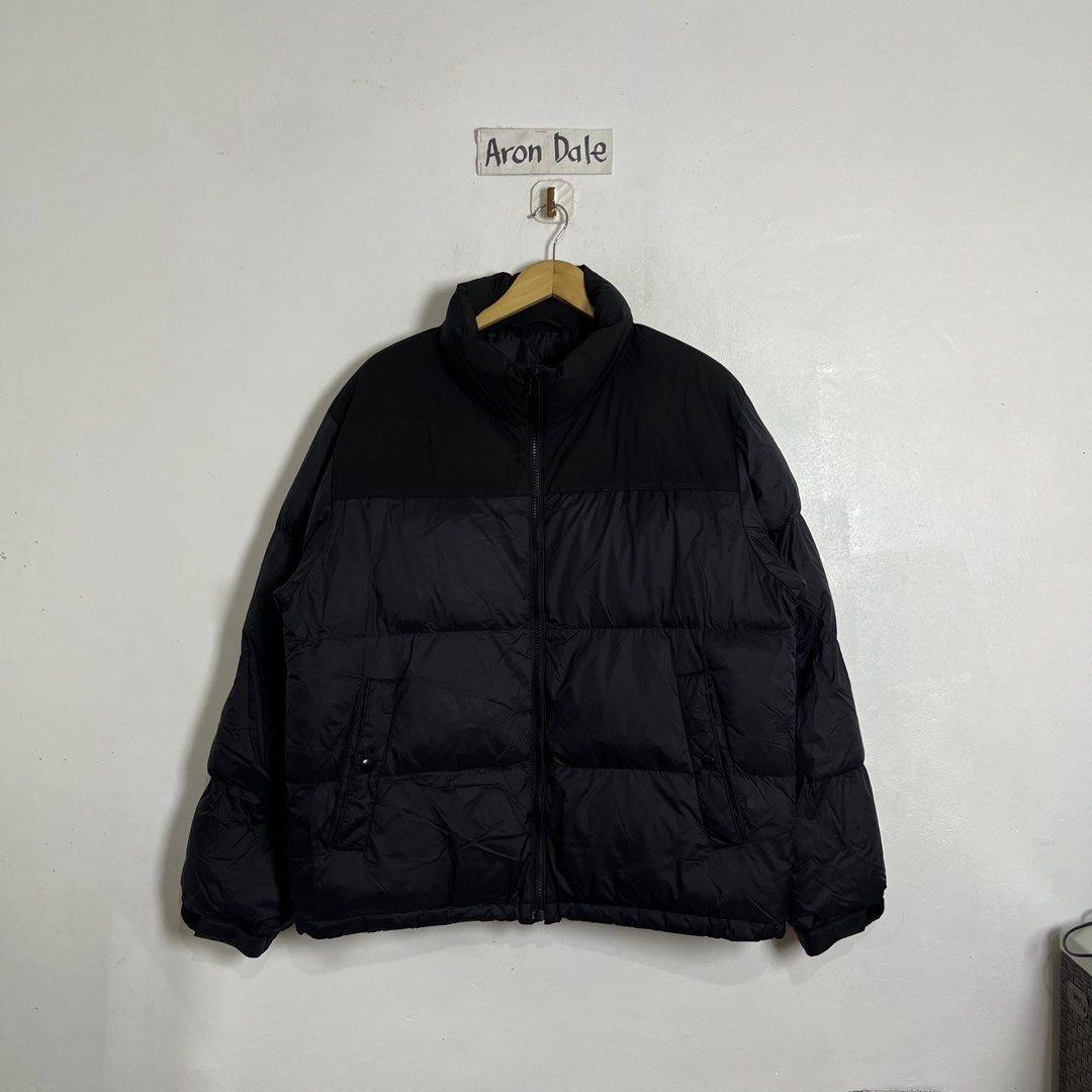 GU JAPAN HEAT PADDED STAND (Category: Coats, Jackets and Outerwear) located in Minalin. Submitted by winterjacket.ph (Listing ID 1434800903, Image 1). Description: GU JAPAN HEAT PADDED STAND Width 24 Length 26 Medium on Tag Can fit to Large Good as new 1450 + SF.