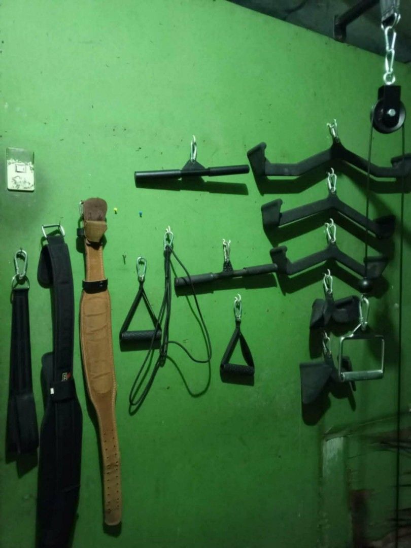 gym equipment (Category: Weights & Dumbbells) located in Manila. Submitted by luckydeer_293611 (Listing ID 1434622376, Image 3). Description: 30k negotiable..