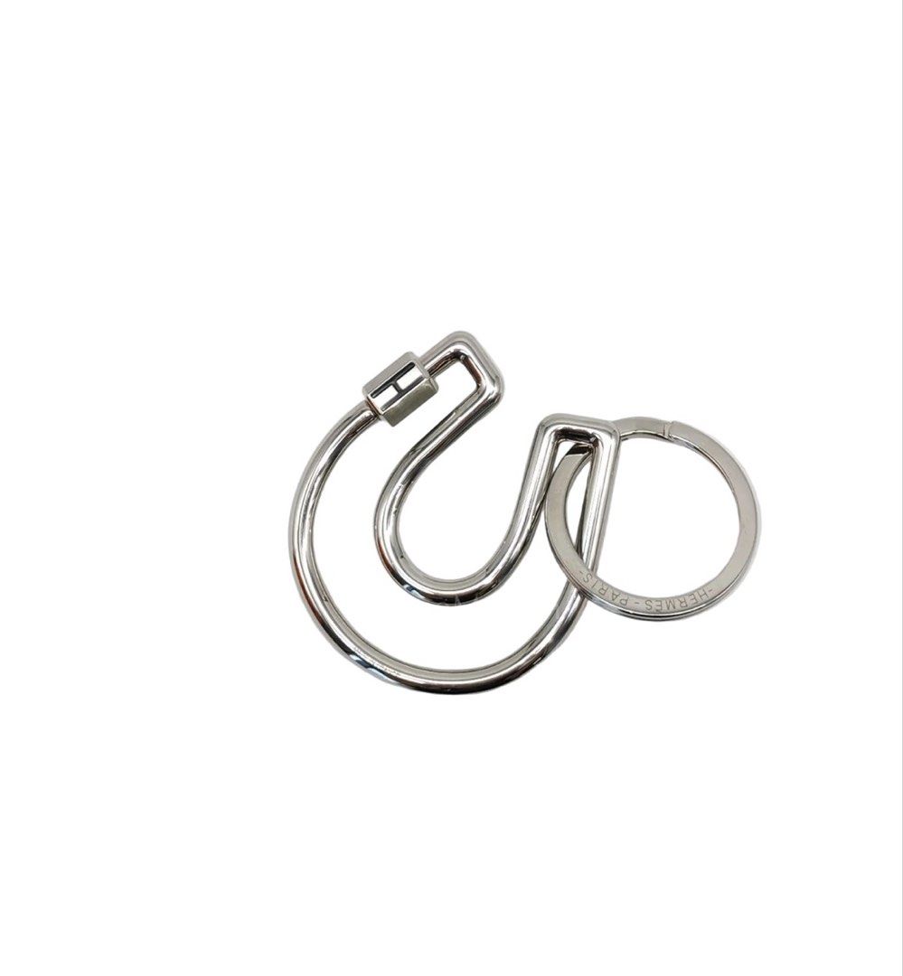 Hermes Fer A Cheval Key Ring (Category: Luxury Accessories) located in Taguig. Submitted by pursemaison (Listing ID 1434717496, Image 2). Description: Hermes Fer A Cheval Key Ring Price: Php 26,000.00 Condition: Unused (9.9/10) With mild hairline scratches. Inclusions: Box, Dust Bag and Paper Bag. LegitGrails Certificate of Authenticity 100% Guaranteed Authentic We offer a money-back guarantee on authenticity. Free Shipping within Metro Manila *A