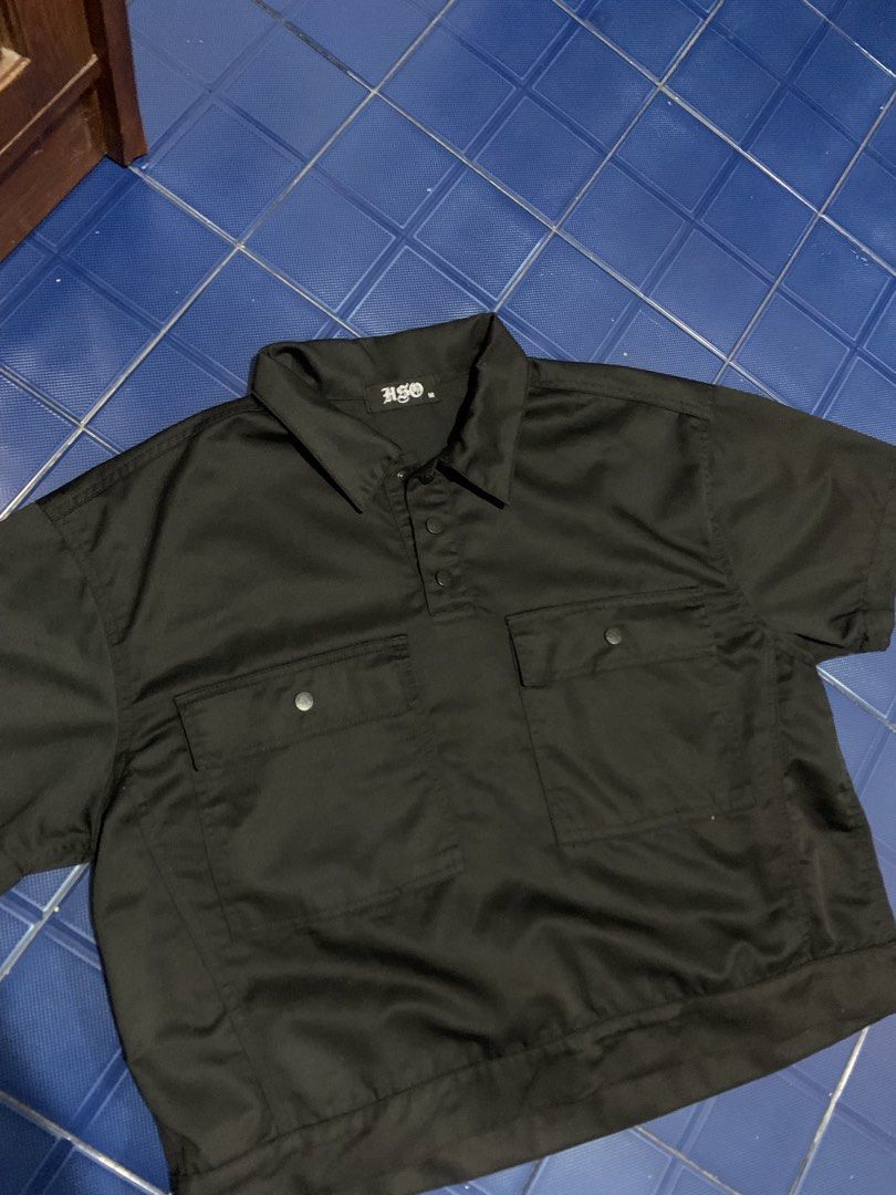 HSO Polo oversized Size Medium (Category: Tshirts & Polo Shirts ) located in Manila. Submitted by mistapimp (Listing ID 1434676250, Image 2). Description: HSO POLO medium fits to large .