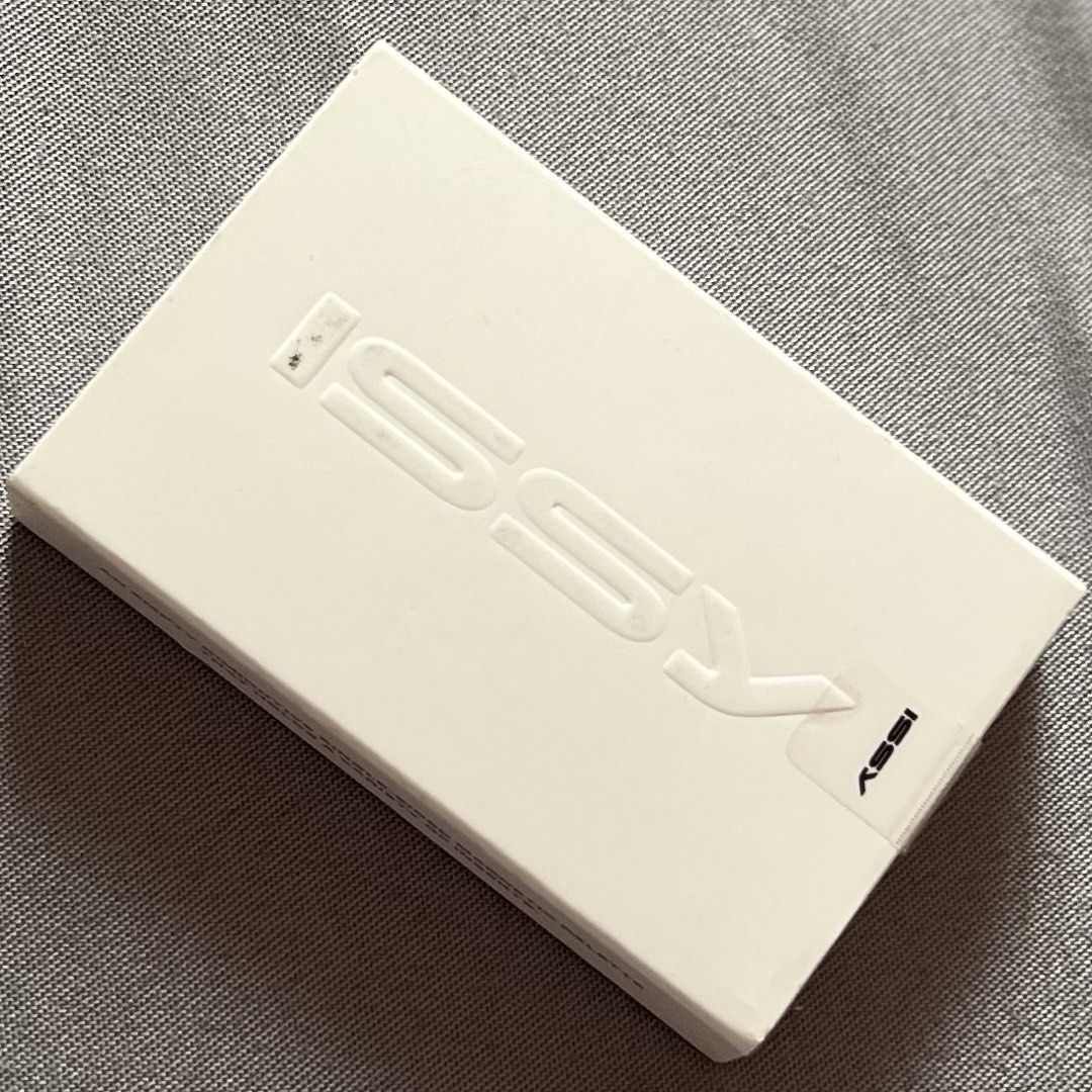 Issy Micropalette (Empty) (Category: Makeup) located in Manila. Submitted by chabbyyuipco (Listing ID 1434692878, Image 1). Description: Issy Micropalette (Empty) — perfect for customizing your own makeup kit Magaan at compact, ideal for depotting your favorite pans (eyeshadow, blush, contour, etc.) para all-in-one na siya. Super convenient for travel or everyday use ✔️ Empty palette (no product included) ✔️ Refillable / customizable ✔️ Travel-fr