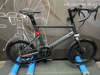 （分類：）位於 。 由 bpowerbike 提交（商品編號 1434712633，圖片 1）。簡介： 。