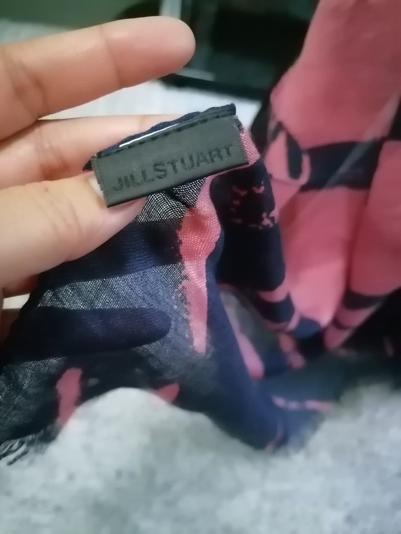 Jill Stuart Soft Shawl (Category: Scarves) located in Butuan. Submitted by az-branded.items (Listing ID 1434722387, Image 3). Description: Size: 34" x 74" Soft Cotton Shawl Like new Selected from ukay.