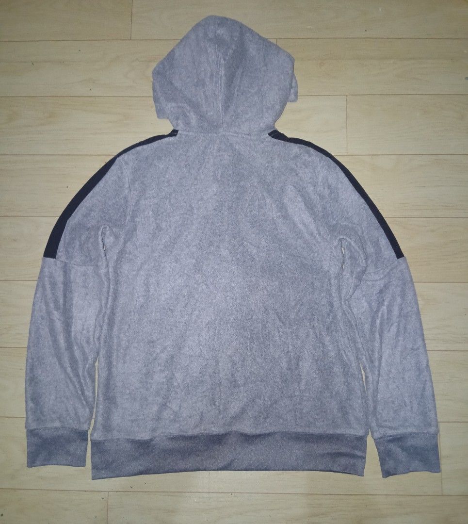 Jordan Hoodie with Zipper (Category: Coats, Jackets and Outerwear) located in General Santos City (Dadiangas). Submitted by afsph1996 (Listing ID 1433614383, Image 2). Description: - Gray Jordan hoodie - Zipper closure - Jordan logo on chest - "JORDAN" printed across front - Hooded - Black accents on sleeves - Made of polyester and other materials - Size tag included Youth 13-15 Yrs old -small adult .
