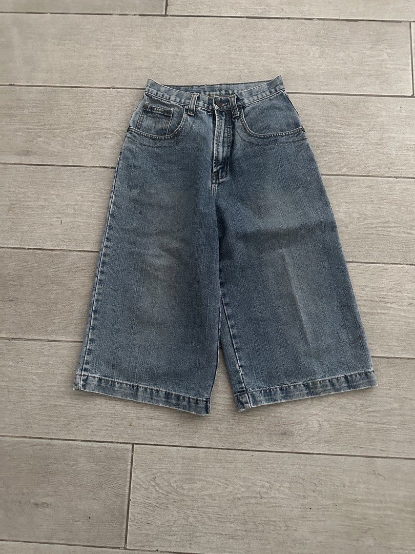Katailu long jorts (Category: Chinos) located in Abucay. Submitted by slickiest_source (Listing ID 1434770778, Image 1). Description: KATAILU LONG JORTS - 550₱ W - 27 L -28.5 almost 29 LO - 12 MINIMAL ISSUE MOP GCASH📱 SHIP VIA JNT📦 PM FOR MORE INFO.