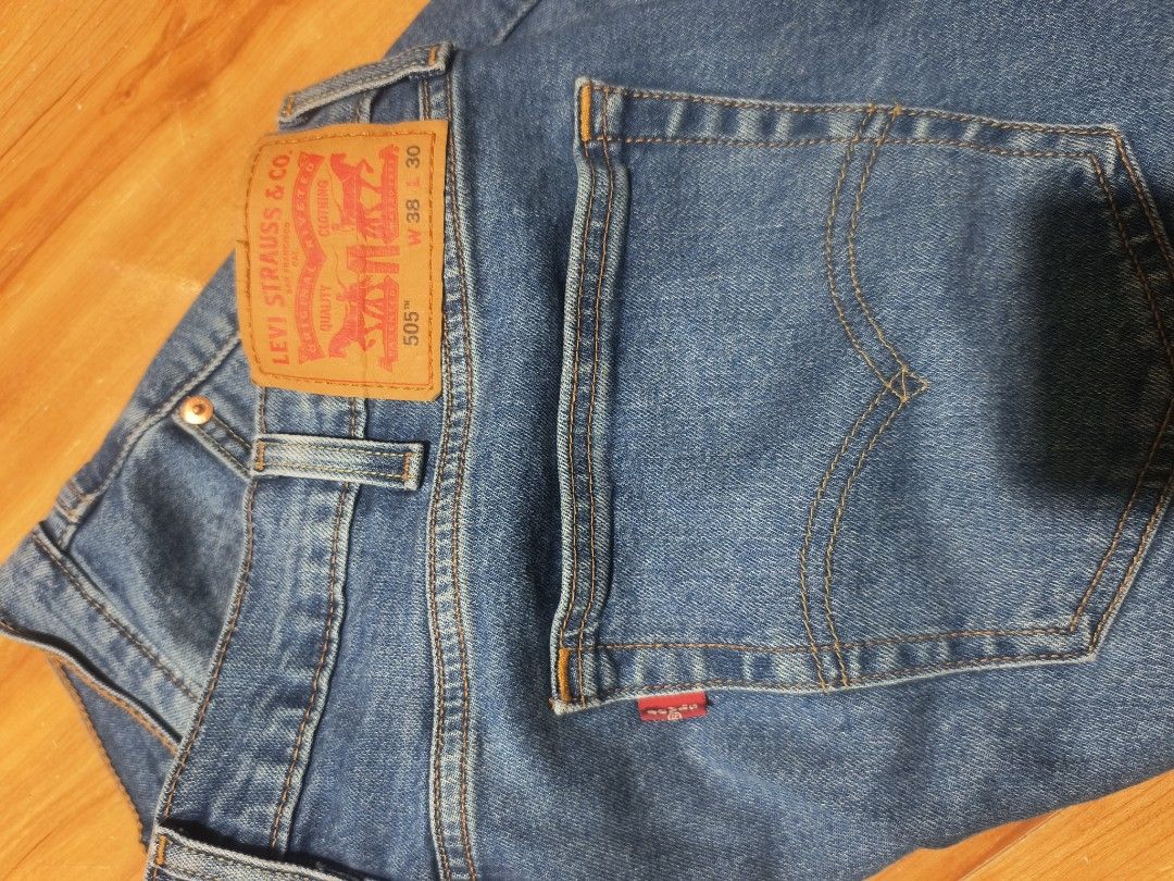 Levi's 505 Jeans (Category: Jeans) located in Cagayan de Oro. Submitted by jamesb2854 (Listing ID 1434782690, Image 3). Description: - Classic Levi's 505 jeans (W38 x L30) - Button closure - Iconic Levi's red tab on back pocket - Medium blue wash - Authentic - Multiple internal tags.