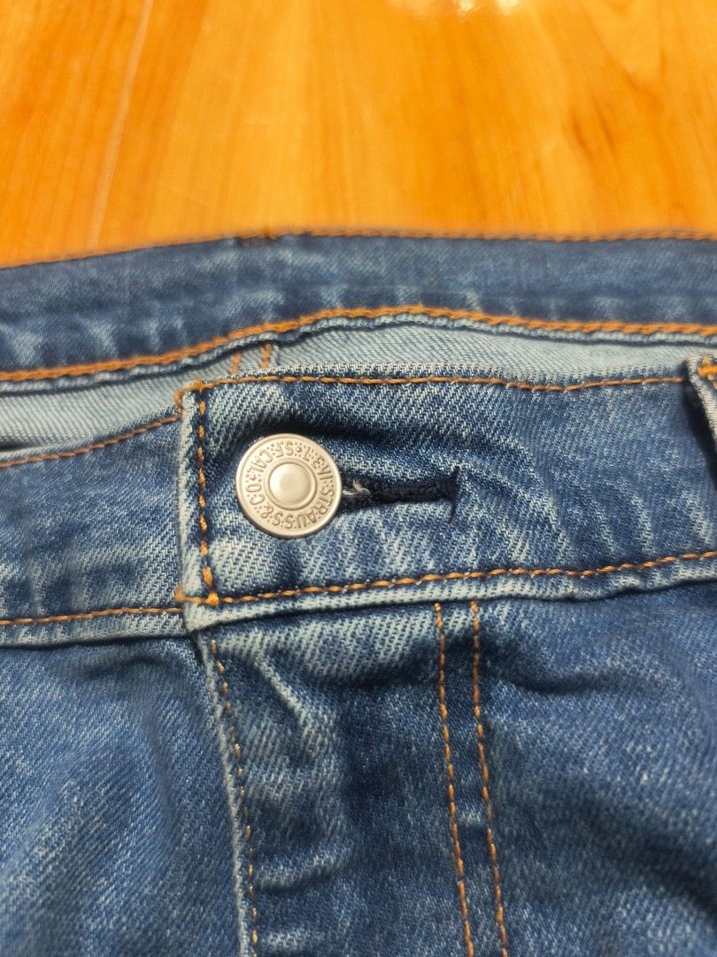 Levi's 505 Jeans (Category: Jeans) located in Cagayan de Oro. Submitted by jamesb2854 (Listing ID 1434782690, Image 2). Description: - Classic Levi's 505 jeans (W38 x L30) - Button closure - Iconic Levi's red tab on back pocket - Medium blue wash - Authentic - Multiple internal tags.