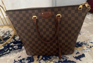 (Category: ) located in . Submitted by lcloset88 (Listing ID 1434660073, Image 1). Description: .