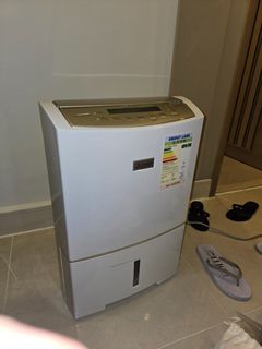 （分類：）位於 。 由 rigau12138 提交（商品編號 1434617094，圖片 1）。簡介： 。