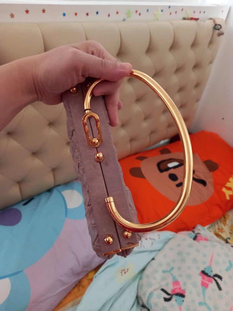 MIU MIU (Category: Luxury Bags & Wallets) located in Aurora. Submitted by pennyclover (Listing ID 1434802648, Image 2). Description: maganda po, super gold lahat ng handle, me code made in turkey, mat kaynting stains sa harap pero hndi naman gaano halata,super maganda po.