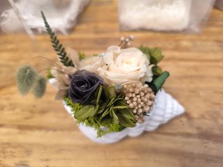 (Category: ) located in . Submitted by flowers.in.time (Listing ID 1434670205, Image 1). Description: .