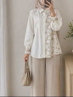 (Kategori: ) berada di . Dikirim oleh byelstuff (ID iklan 1434742299, Gambar 1). Deskripsi: .